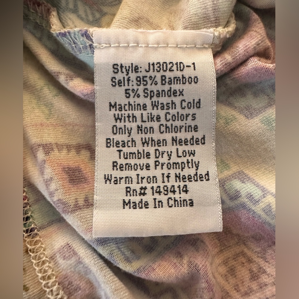 Johnny Was Zaki Patchwork Bamboo Tee Floral Geometric Mixed Print Tan Large - Picture 7 of 7